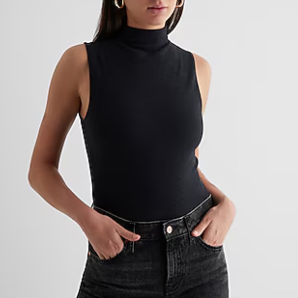 Express Body Contour Cozy Mock Neck Sleeveless Bodysuit